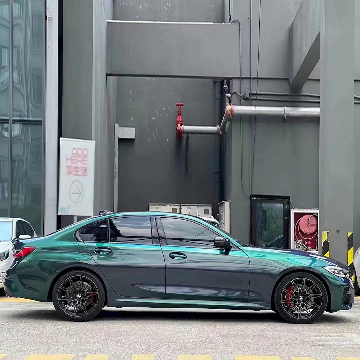 diamond aurora green vinyl wrap