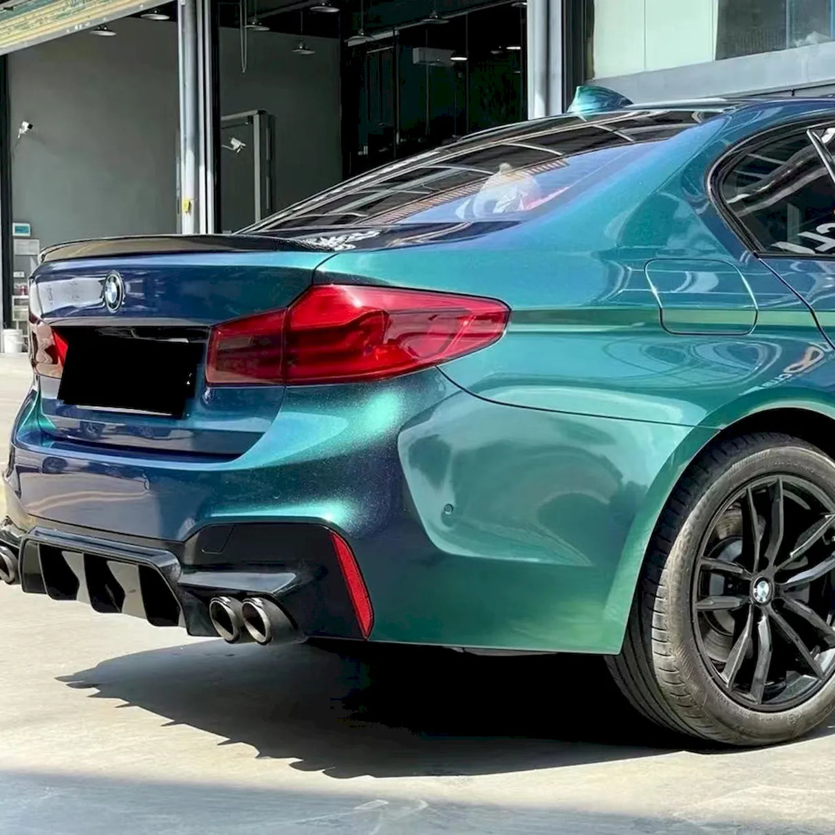 diamond aurora blueish green vinyl wrap