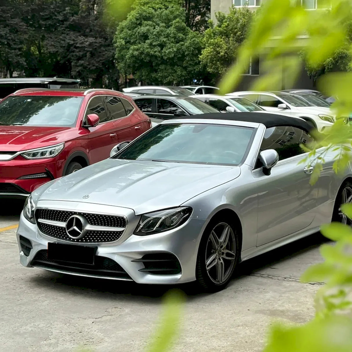 gloss silver car wrap