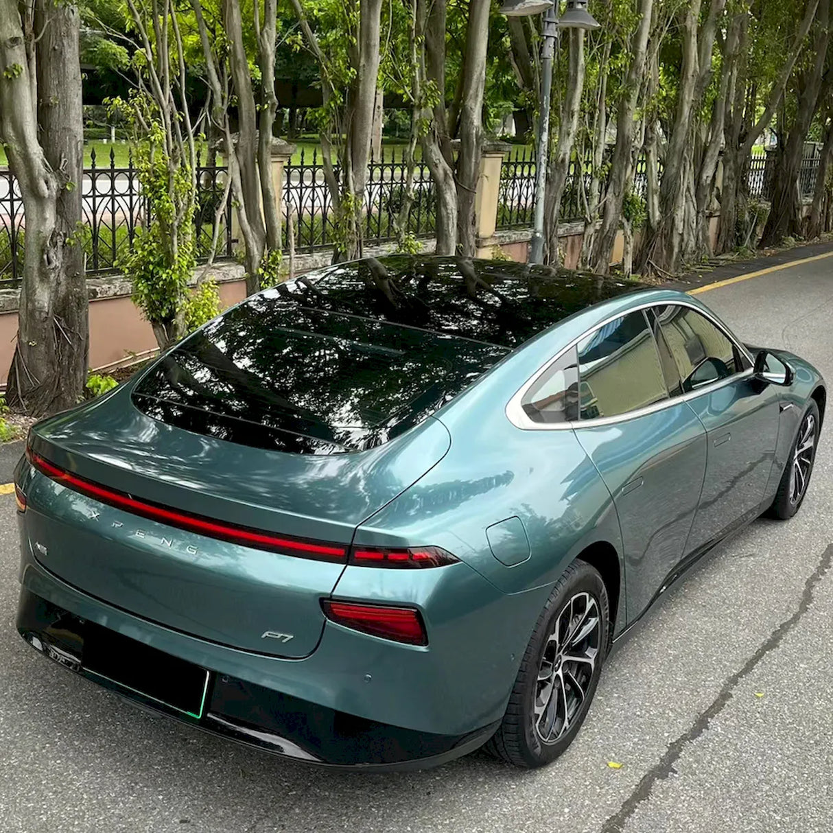 interstellar green gloss car wrap