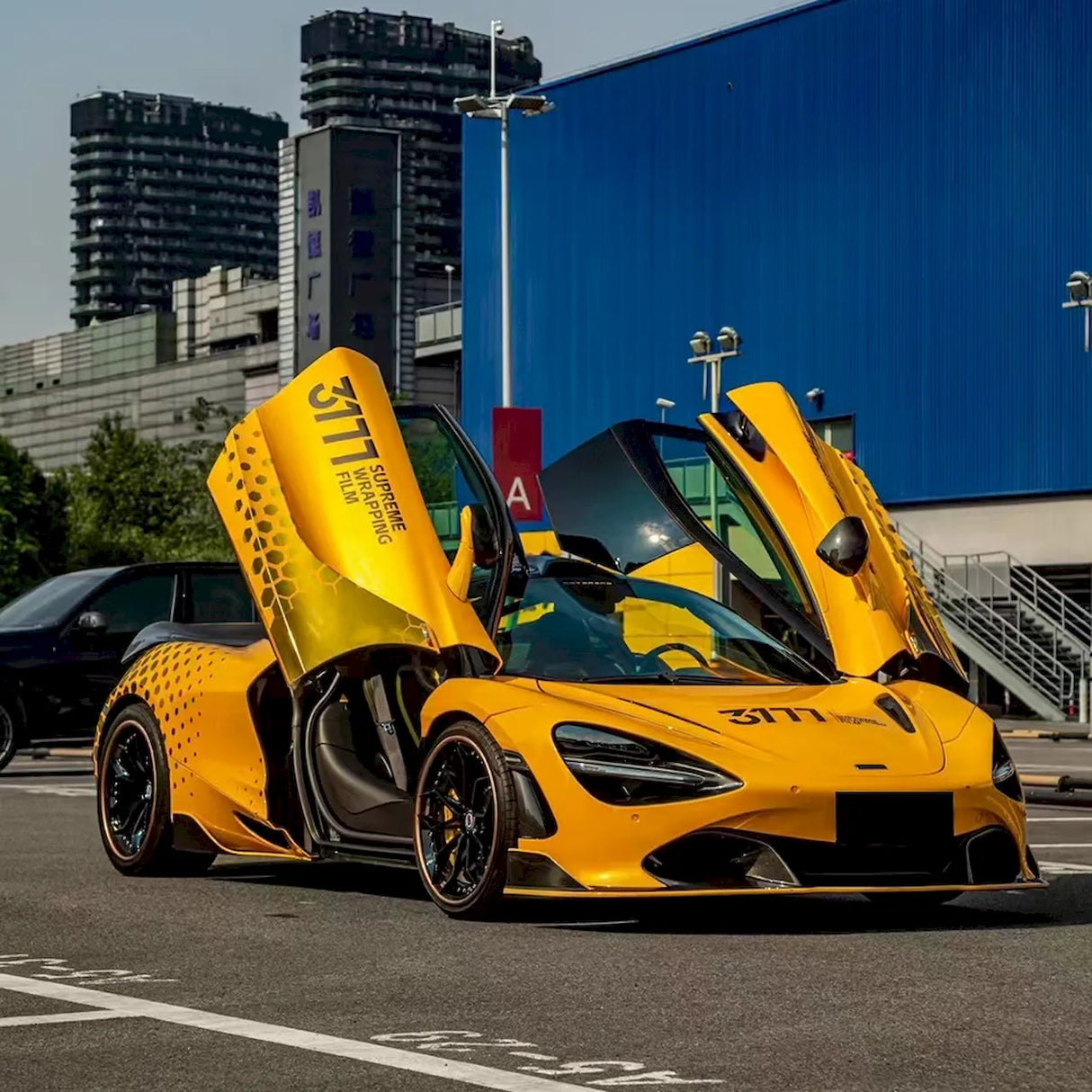 paint yellow vinyl wrap