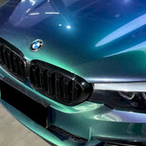installation of diamond greenish blue vinyl wrap