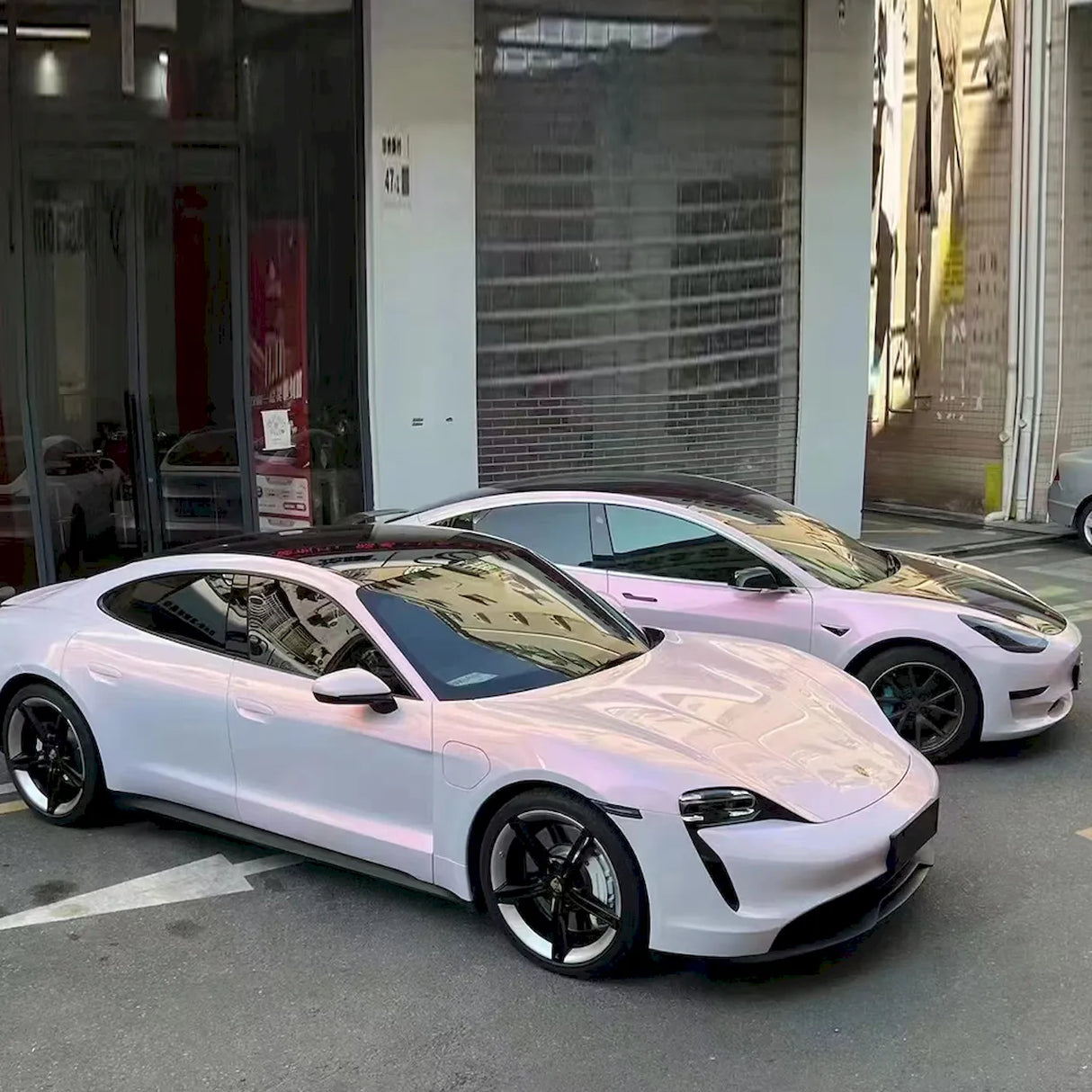 diamond pollen metallic pink car wrap with gold flakes