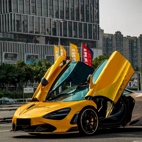 paint yellow car wrap on a sports car